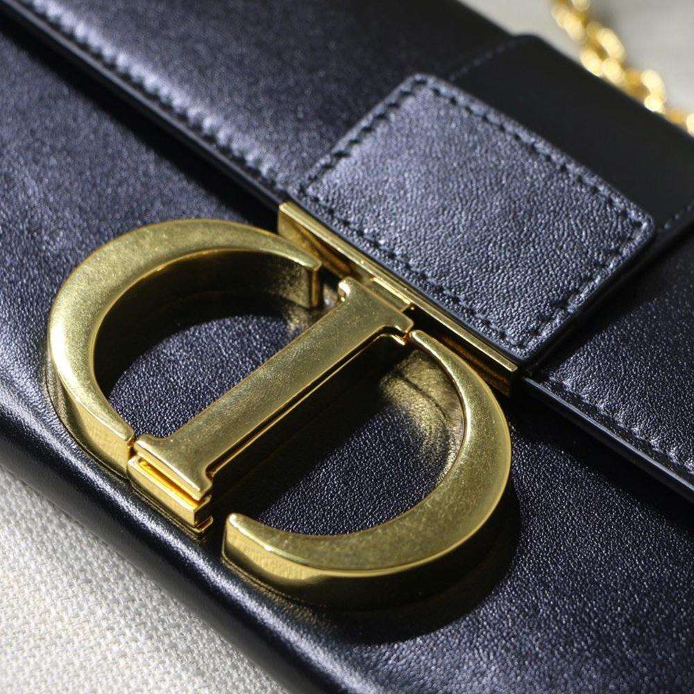 ショルダーバッグ・ポシェット DIOR M9208UTZQ_M925 30 MONTAIGNE SHOULDER BAB 30 Montaigne Chain Bag Natural Dior Oblique Jacquard | DIOR