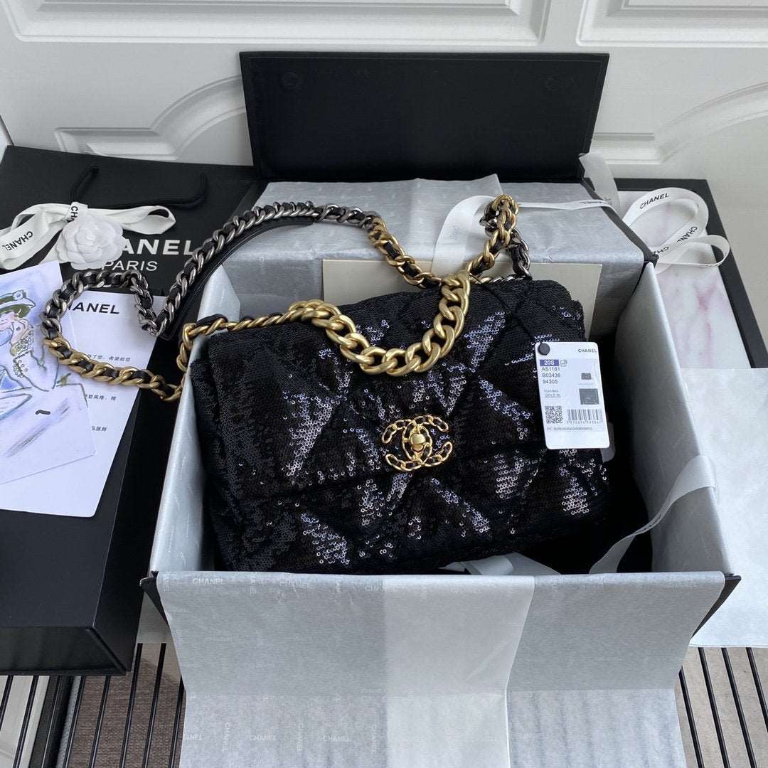 CHANEL 19 フラップバッグ CHANEL 19フラップ