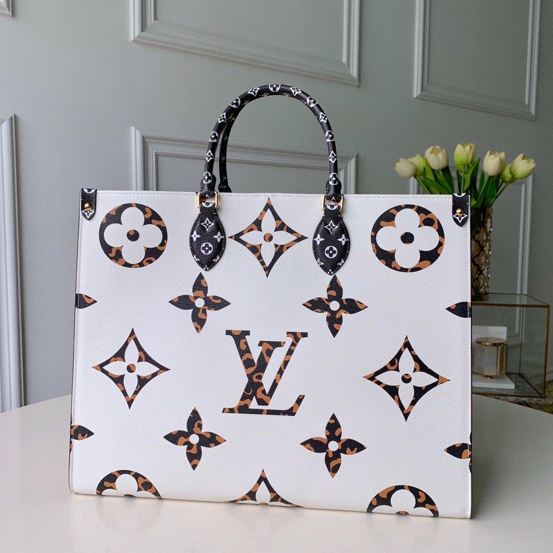 Louis Vuitton ON THE GO GM - Main Image