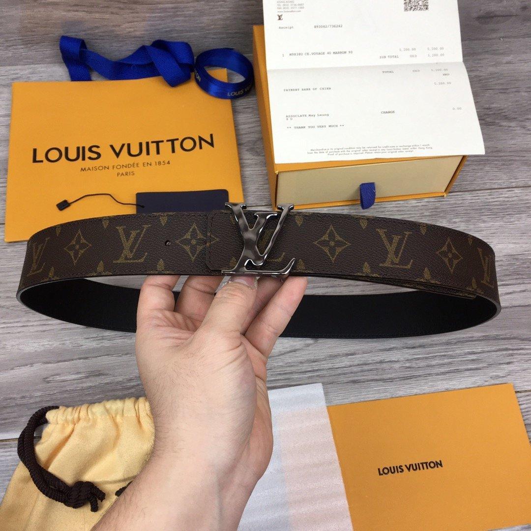 Louis Vuitton レザーベルト 90/38 Louis Vuitton ルイヴィトン レザーベルト LV ピラミッド