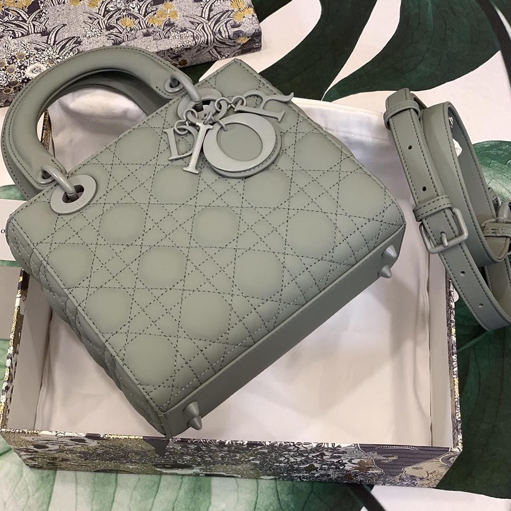 LADY DIOR MY ABCDIOR バッグ Small Lady Dior My ABCDior Bag Black Cannage Lambskin | DIOR