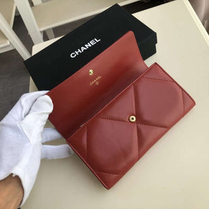 Chanel 19 Quilted Flap Wallet