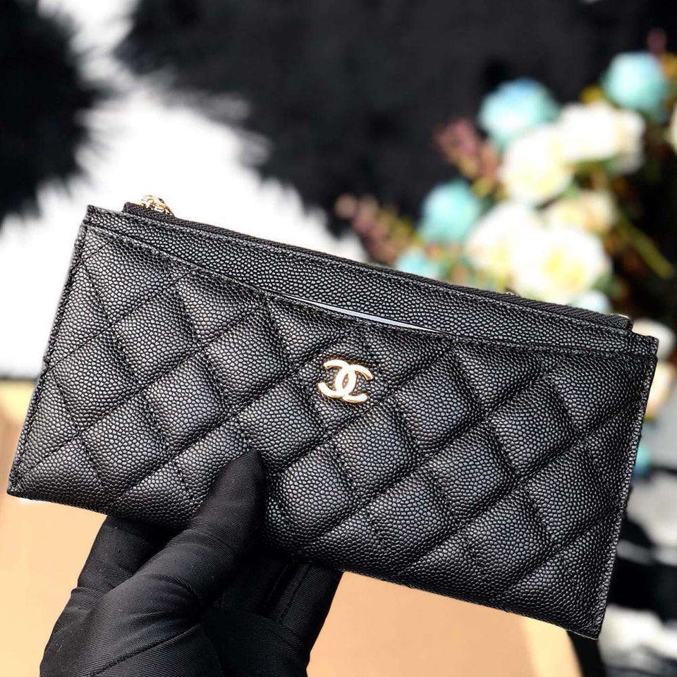 Chanel caviar quilted Classic zip pouch