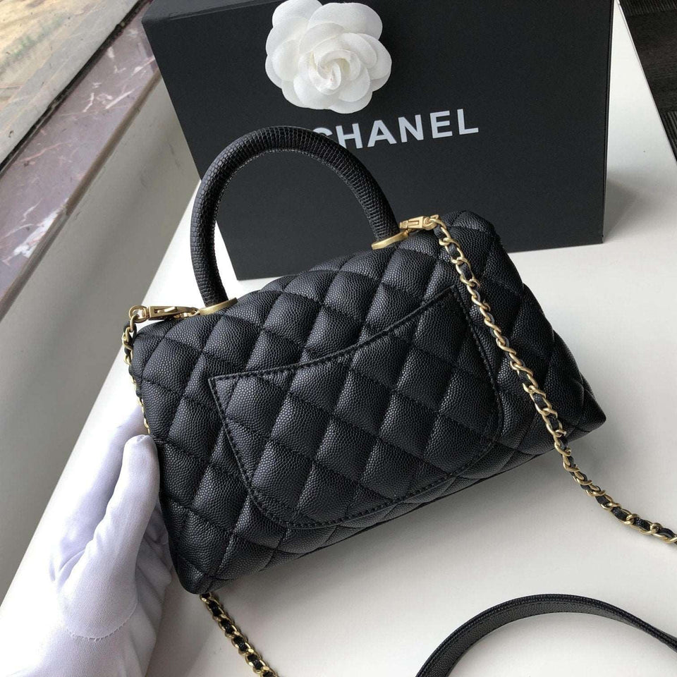 Chanel Black caviar quilted Bag With Coco Handle