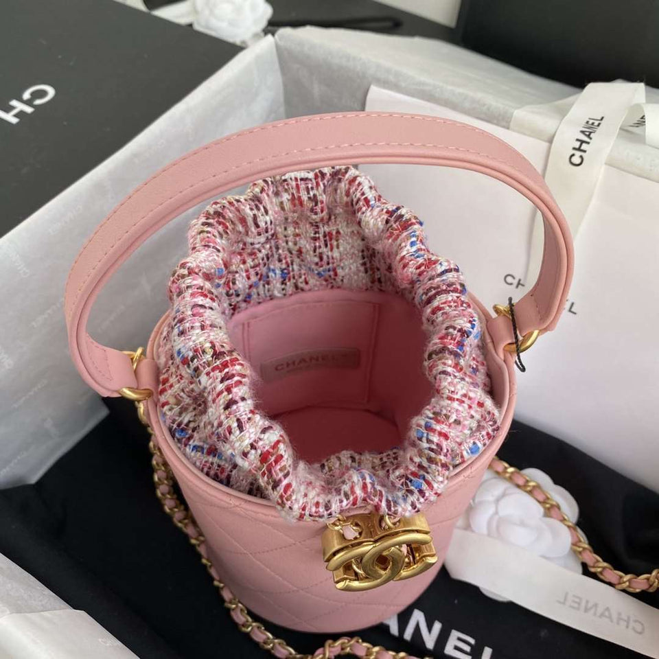 Chanel 2020 Tweed Soul Bucket Bag Pink