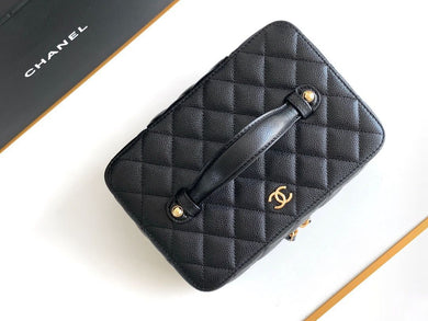Chanel caviar zipper box bag