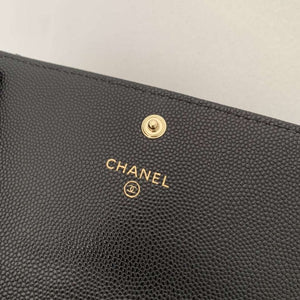 Chanel caviar quilted gusset flap Wallet