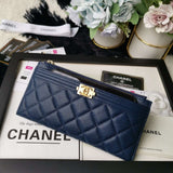 Chanel caviar quilted classic zip boy Pouch