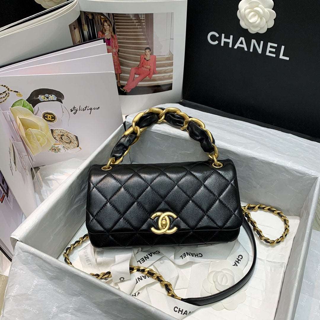 CHANEL*FLAP BAG レザー フラップバッグ*送料込 ca101cf1.jpg?v=1722292263