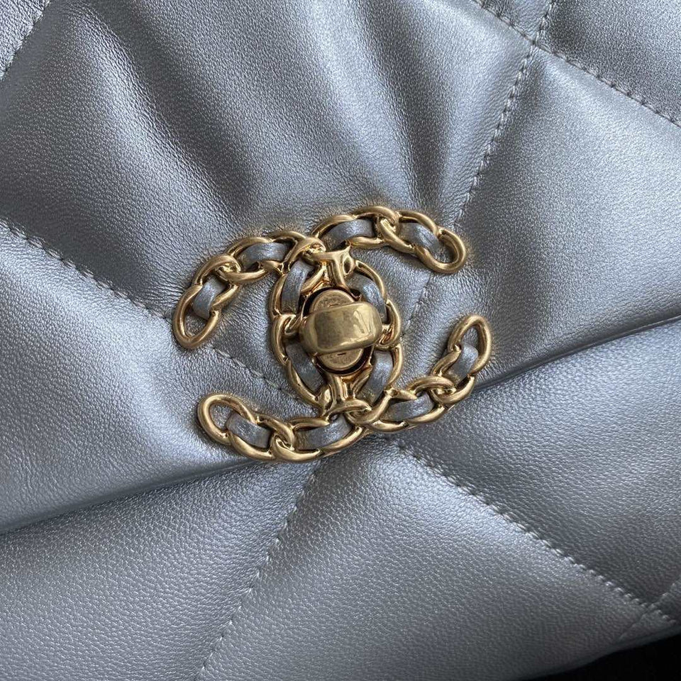 CHANEL 19 Large Flap Bag