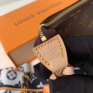 Louis Vuitton POCHETTE ACCESSOIRES