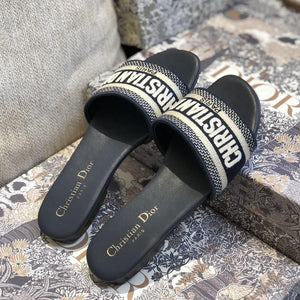Black dway slides Clearance