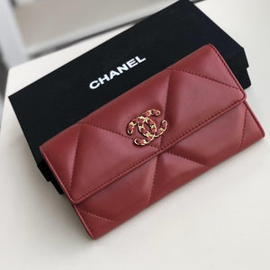 Chanel 19 Quilted Flap Wallet