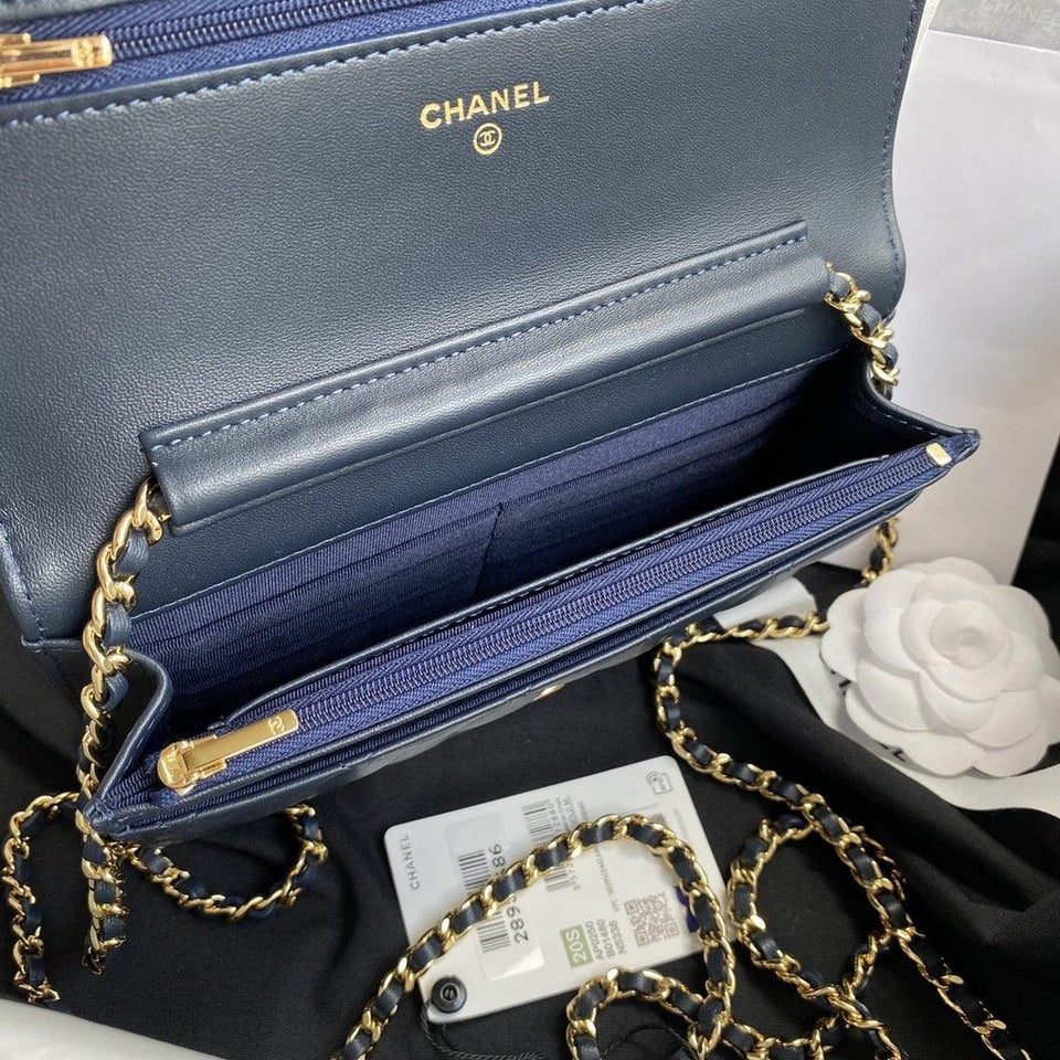 Chanel wallet on chain WOC Blue