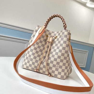 Louis Vuitton NÉONOÉ BB