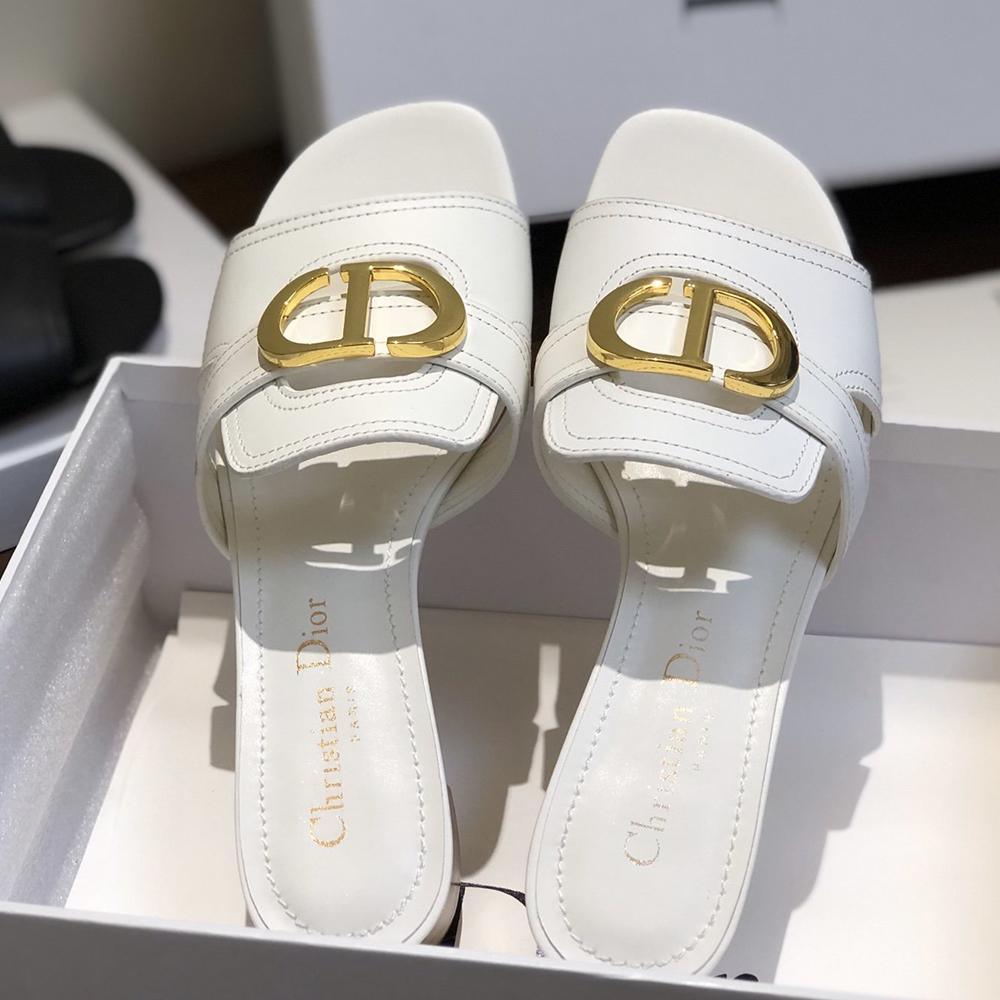 【足元エレガント☆】Dior 30 Montaigne サンダル bfbb9708.jpg?v=1722294908