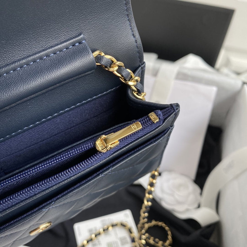 Chanel wallet on chain WOC Blue