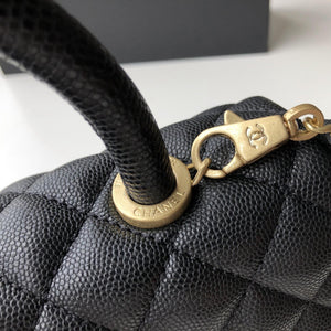 Chanel Black caviar quilted Bag With Coco Handle