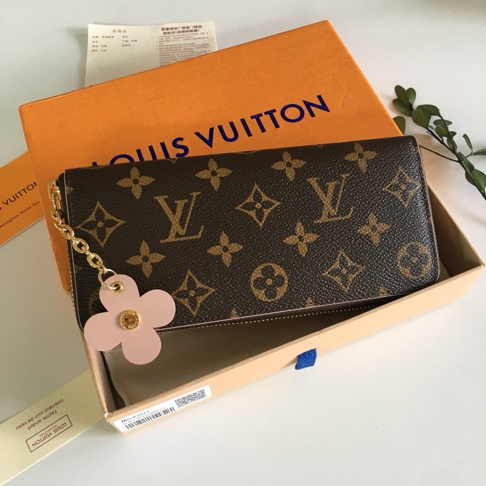 Louis Vuitton clémence

Wallet